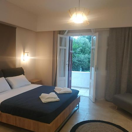 Elthimia'S Apartment Poros Town Luaran gambar