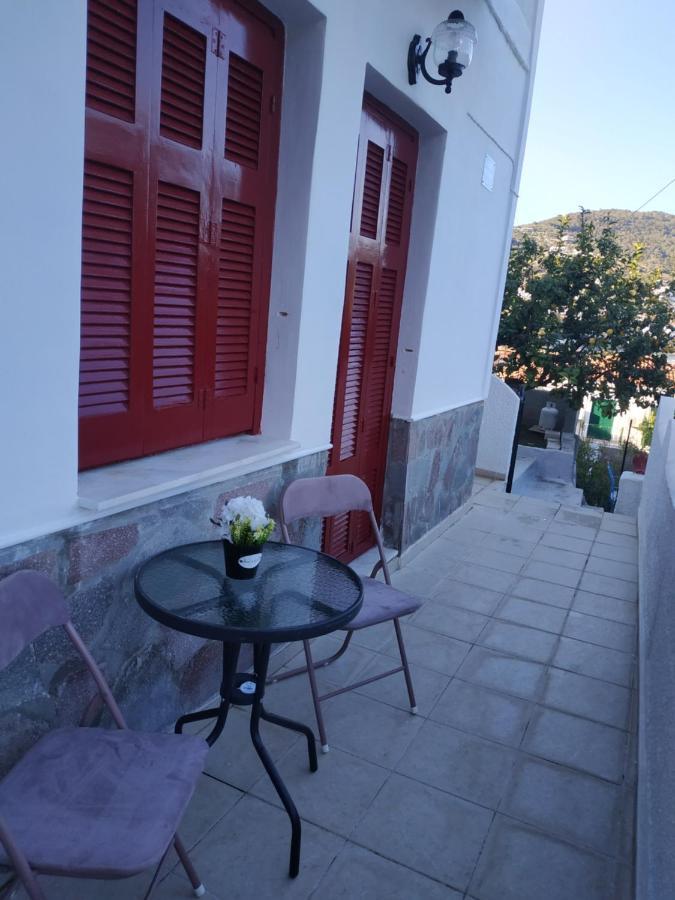 Elthimia'S Apartment Poros Town Luaran gambar