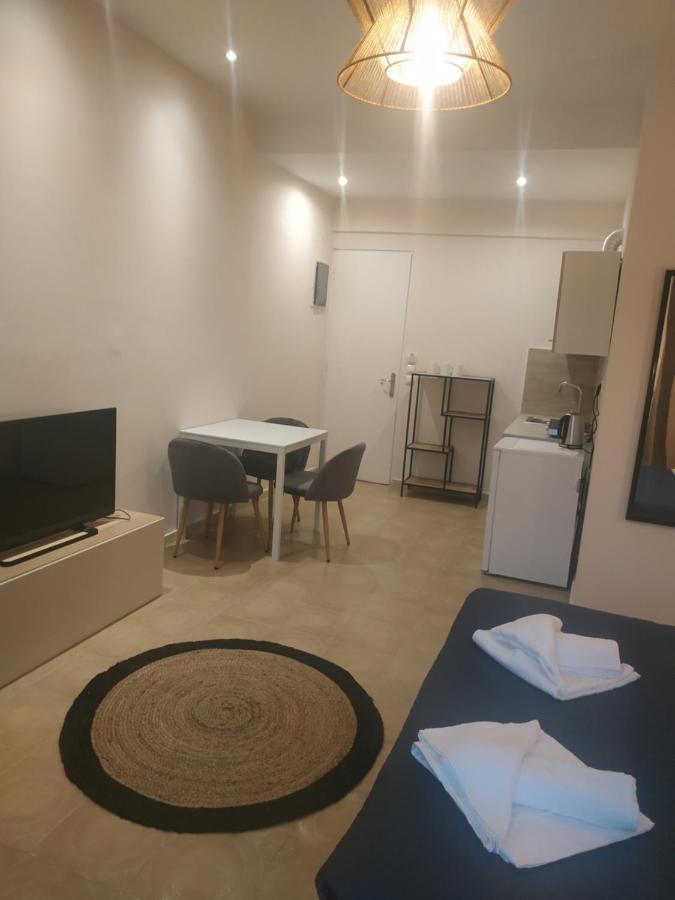Elthimia'S Apartment Poros Town Luaran gambar